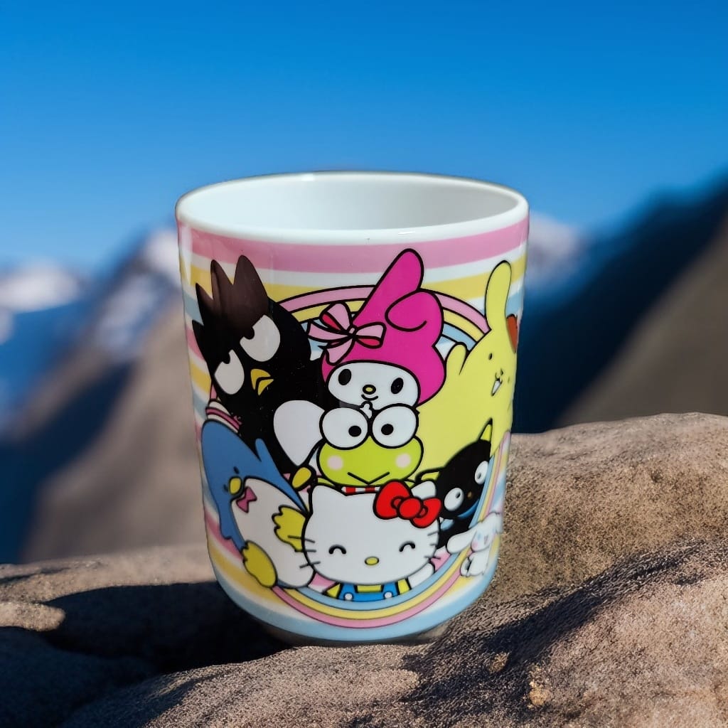 Taza Colección HELLO KITTY en Caja de 11oz